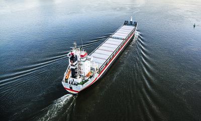 暫停對美船舶收取港口費，為期1年